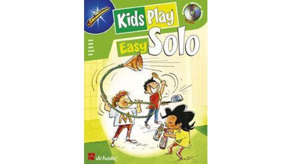 Kids play easy solo