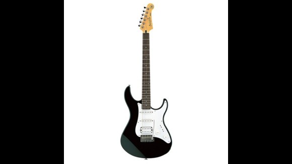 Yamaha Pacifica 112 J B Black Elektrische Gitaar