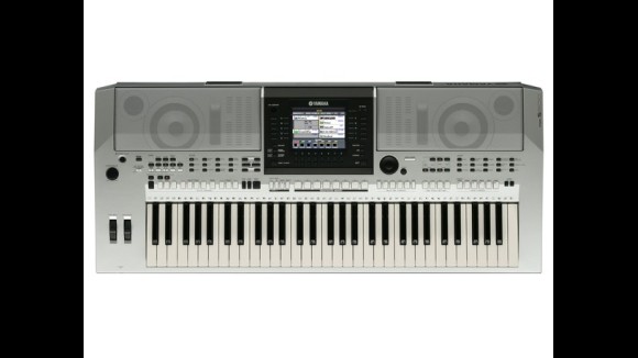 Keyboard Yamaha PSR-S900