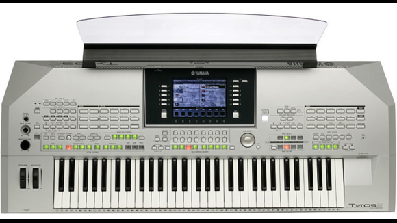 Yamaha Tyros 2 Keyboard