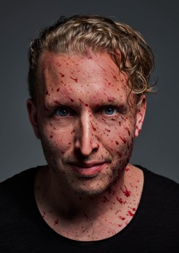 Peter Pannekoek Nieuw Bloed staand-1.jpeg
