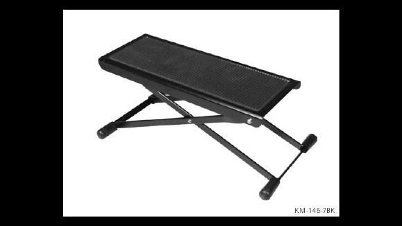 K&M 14640 BK voetenbankje