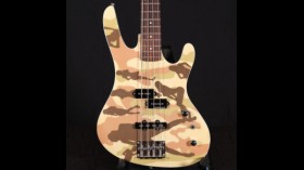 Washburn XB102 Basgitaar
