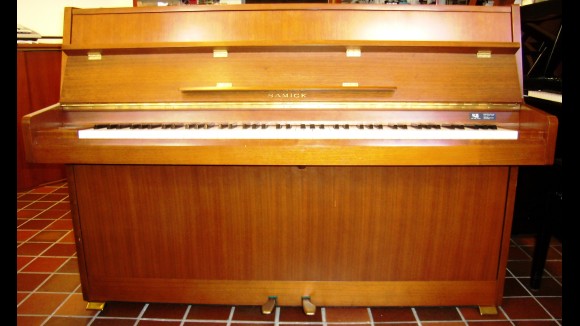 Samick Piano