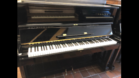 Yamaha U1 Piano